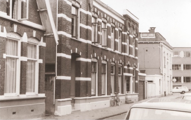 Waldeckstraat 4-8 woningen 1967.jpg