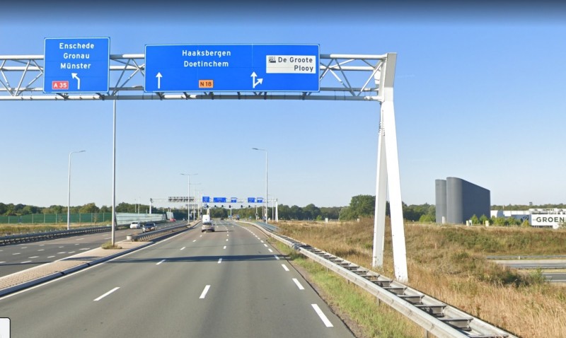 Rijksweg N18 richting Haaksbergen vanaf kruising Rijksweg A35.jpg
