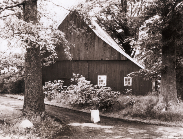 Rooskerweg 20 schuur bij boerderij Erve Het Roosink 19-8-1965.jpeg