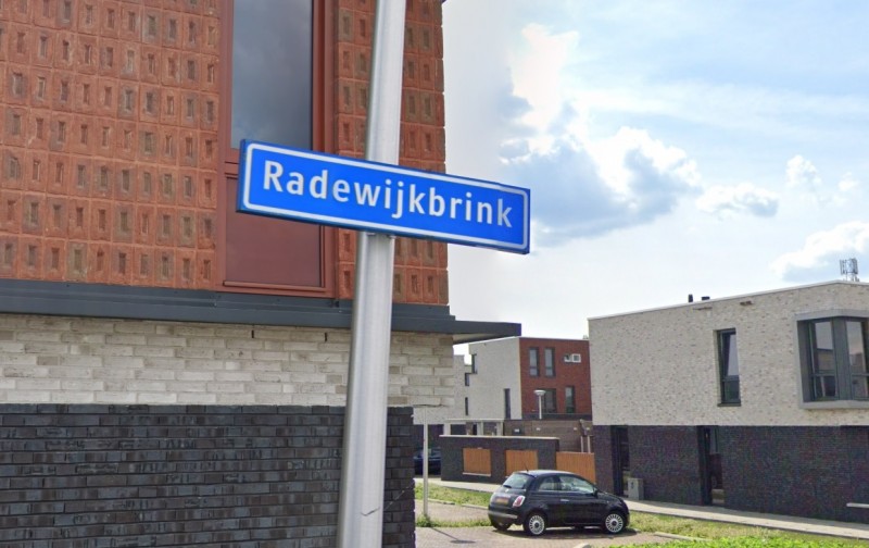 Radewijkbrink straatnaambord.jpg