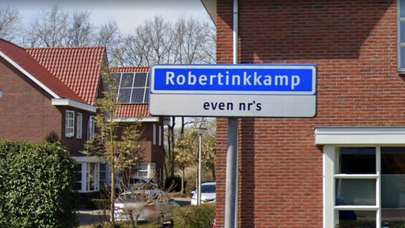 Robertinkkamp straatnaambord.jpg