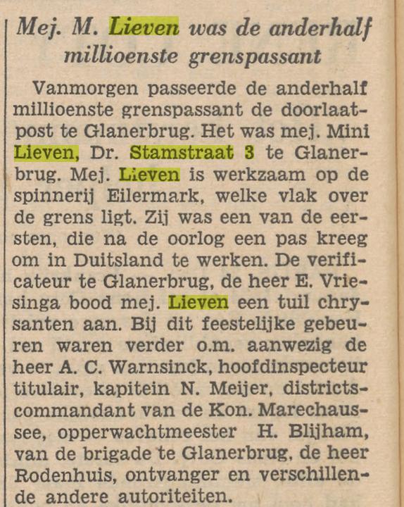 Dr. Stamstraat 3 Mej. M. Lieven krantenbericht Tubantia 24-12-1953.jpg