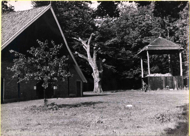 Wallenbeekweg Erve het Walmbekke in de Noord Esmarke 1943.jpeg