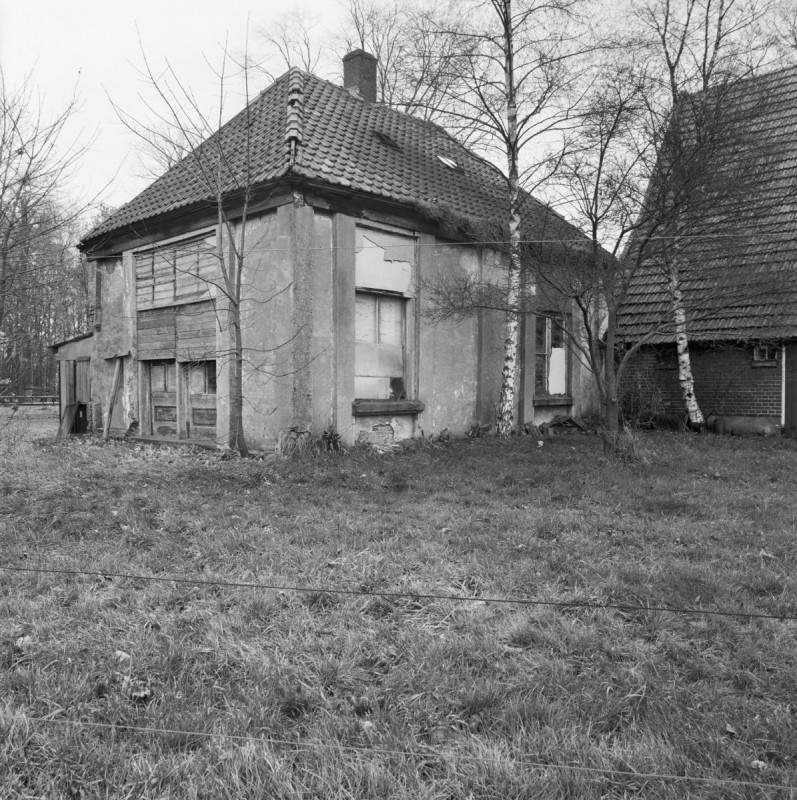 Zonnebloemweg 63 Het Kotkamp of Volbert leegstaand huis. nov. 1978.jpg