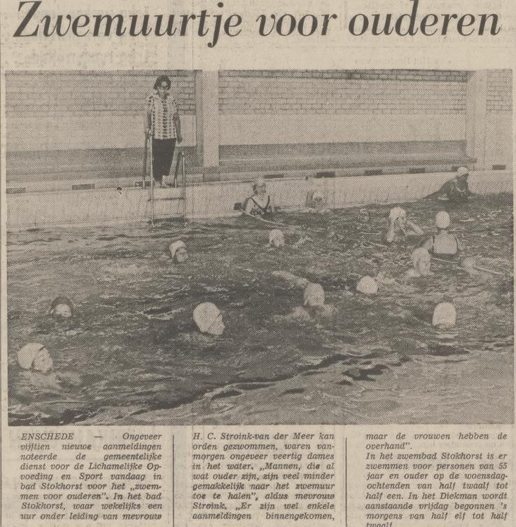 Hoge Boekelerweg zwembad Stokhorst krantenfoto 28-8-1974.jpg
