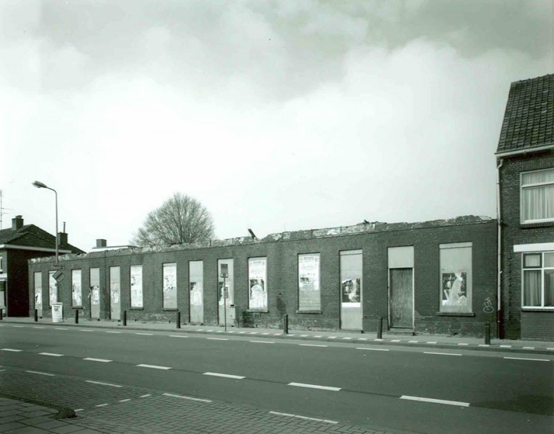 Deurningerstraat 175-177 huizen van Witbreuk sloop 1982.jpg