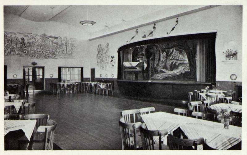 Brinkstraat 301 interieur cafe restaurant Vrieler 1959.jpeg