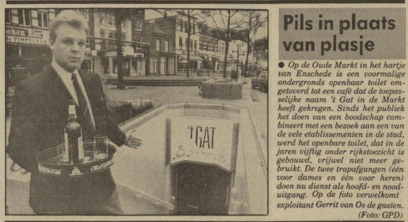 Oude Markt cafe t Gat in de Markt krantenfoto 16-11-1988.jpg