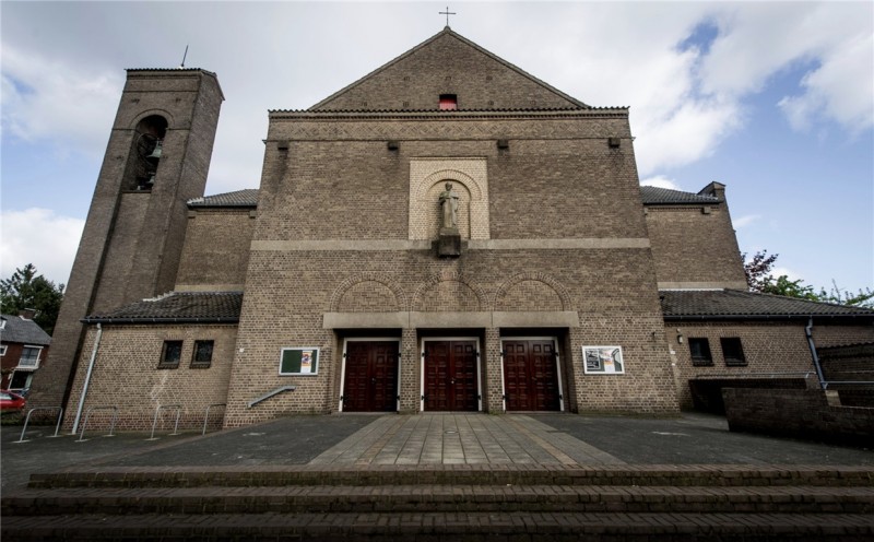 Hogelandsingel 39 voormalige Ariënsgedachteniskerk.jpg