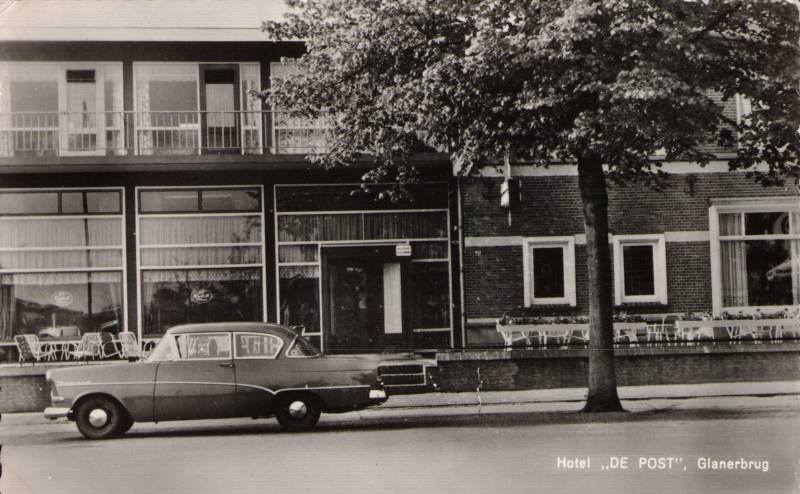 Gronausestraat 1210 Glanerbrug Hotel De Post.jpg