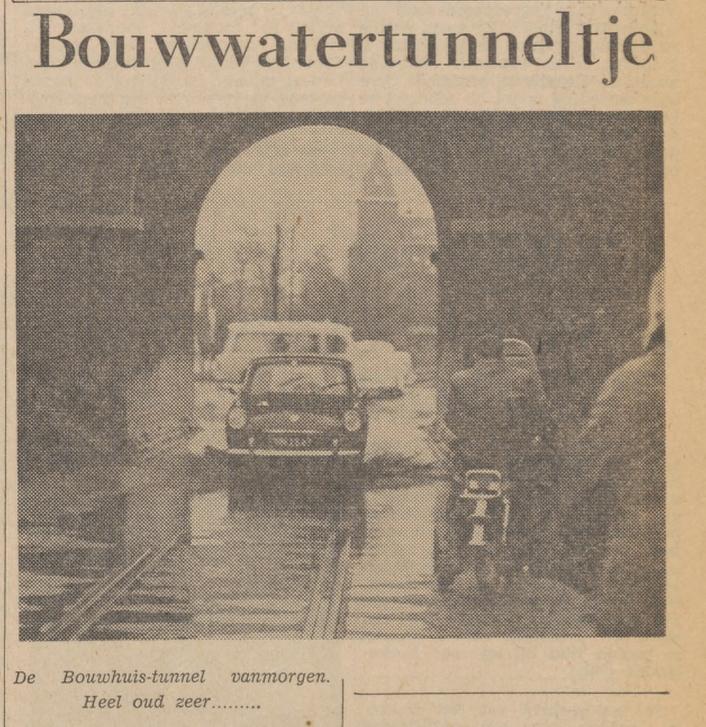 Viaductstraat bouwhuistunneltje krantenfoto Tubantia 18-1-1965.jpg