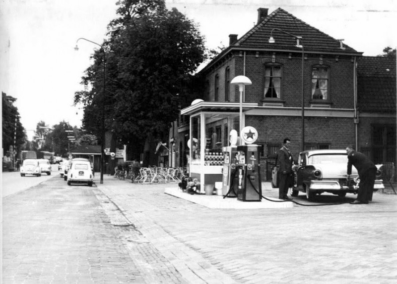 Gronausestraat 1246 Glanerbrug Tankstation Groote Veldman naast Ter Haar Sive Drost..jpg