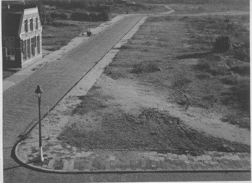 2e Veldkampstraat, Gezien vanaf de Janninksweg 1946 kaalslag.JPG