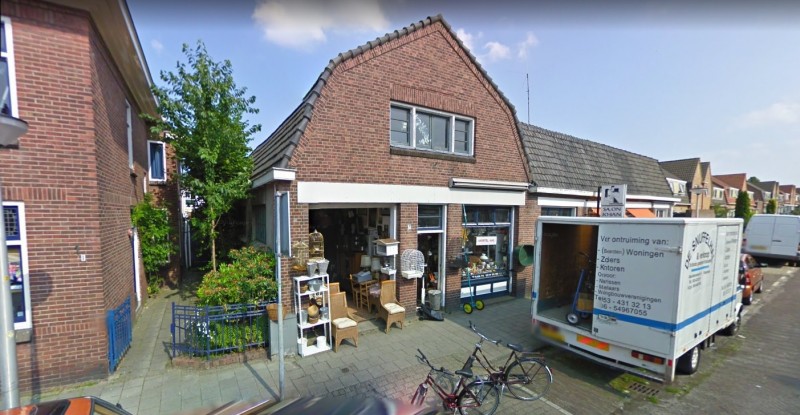 Molukkenstraat 3 vroeger locatie Solex dealer Bertus Rosier.jpg