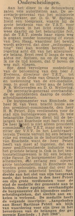 H.B. Peteri krijgt medaille gemeente Enschede van burgemeester M. van Veen krantenbericht Tubantia 2-7-1948.jpg