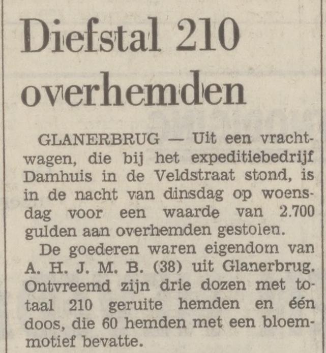 Veldstraat Expeditiebedrijf Damhuis krantenbericht Tubantia 26-9-1974.jpg