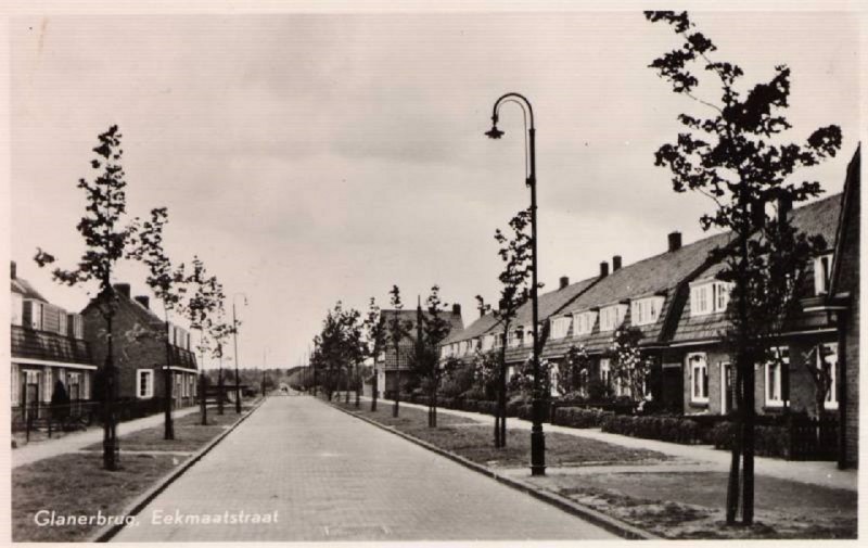 Eekmaatstraat later Ekersdijk Glanerbrug.jpg