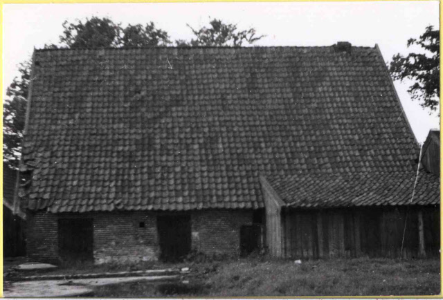 Haaksbergerstraat 827 Lammerinkswönner zijkant april 1972.jpeg