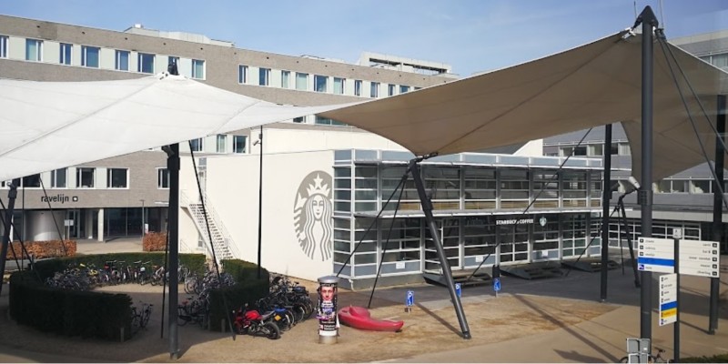 Drienerlolaan 5 Starbucks Universiteit Twente.jpg