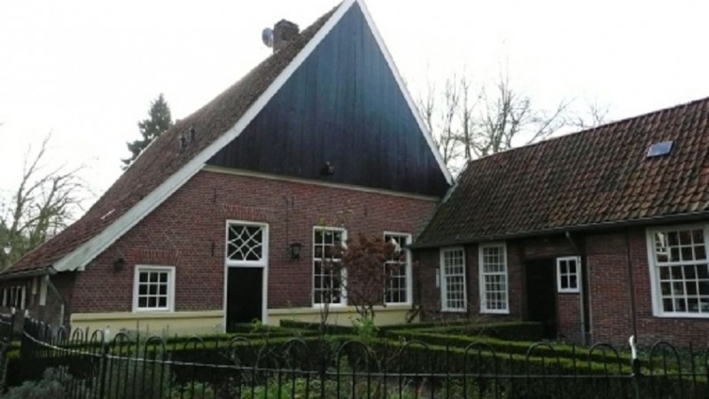 Helmerstraat 203 Boerderij 'De Helmer'  rijksmonument.jpg