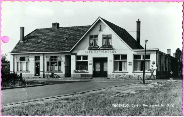 Dirk Papestraat 30 vroeger Weleweg 30 Boekelo café-restaurant Ter Borg en kapsalon Brink.jpeg