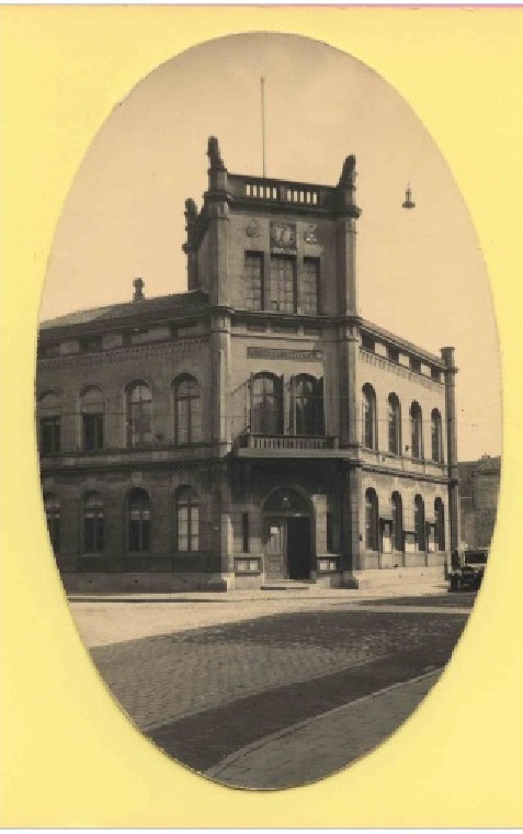 Langestraat 38 oude stadhuis 1925.jpg