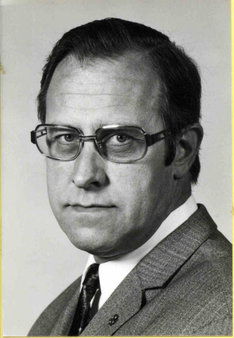 wethouder. J. van Doorneveld 1986.jpeg