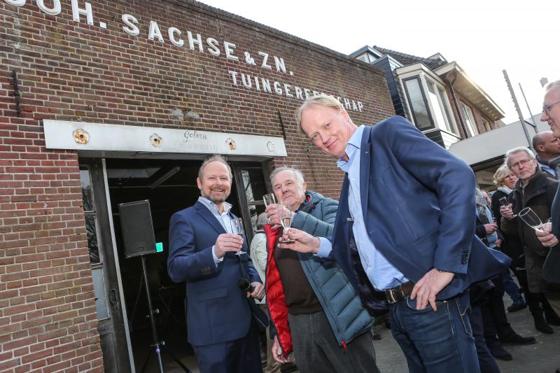 Beckumerstraat 1 smederij Sachse feestelijk sloopmoment met wethouder Patrick Welman 24-3-2017.jpg