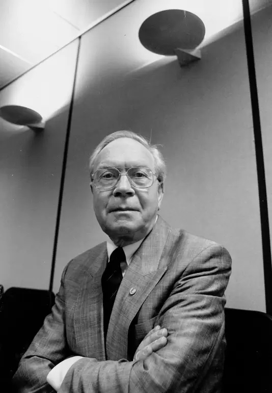 Ep Wieldraaijer'op een foto uit 1993, toen hij voorzitter van de Arbeidsvoorziening was.jpg