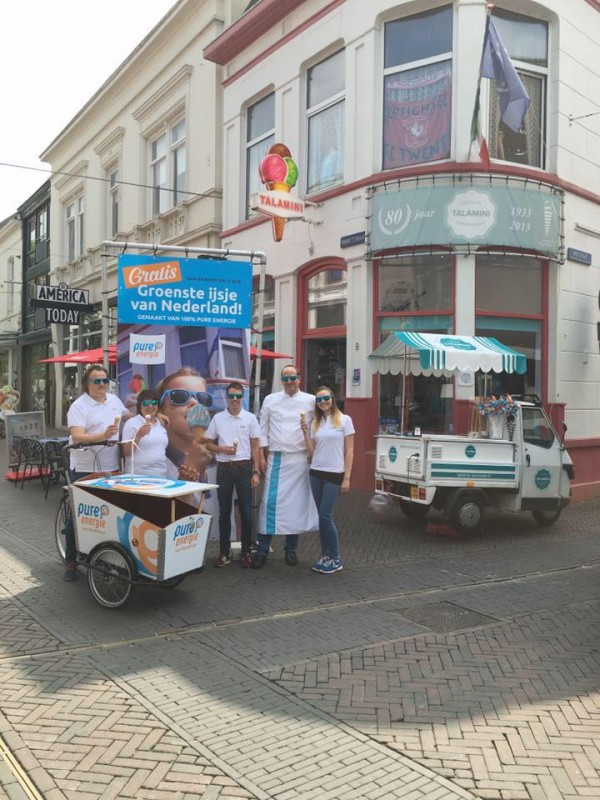 Marktstraat 9 ijssalon Talamini met ijskar.jpg