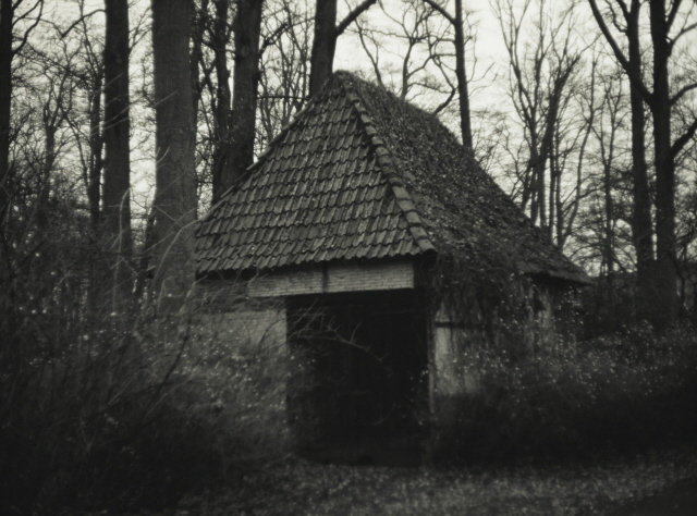 Oldenzaalsestraat 591 Oude schuur op het erve Amelink. Later verplaatst naar galerie Polder in Borne. 12-12-1971.jpeg