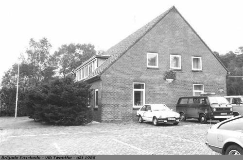 Vliegveld Twente Zuidkamp Koninklijke Marechaussee Brigade gebouw.jpg