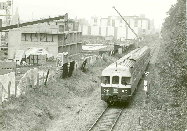 Hoge Bothofstraat Spoorlijn naar Gronau, links Transburg in aanbouw 23-9-1981.jpeg
