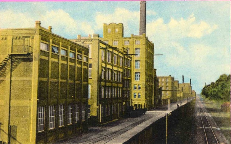 Lage Bothofstraat 13 Zicht op fabriekencomplex van Heek en Co. en spoorlijn Gronau 1920.jpg