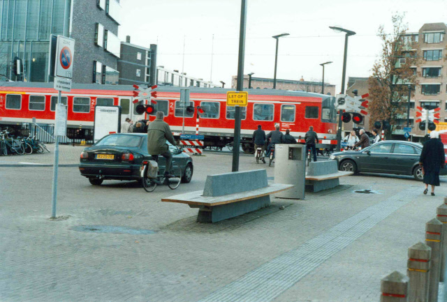 Korte Hengelosestraat Treinstel op de spoorlijn Enschede-Gronau2002.jpeg