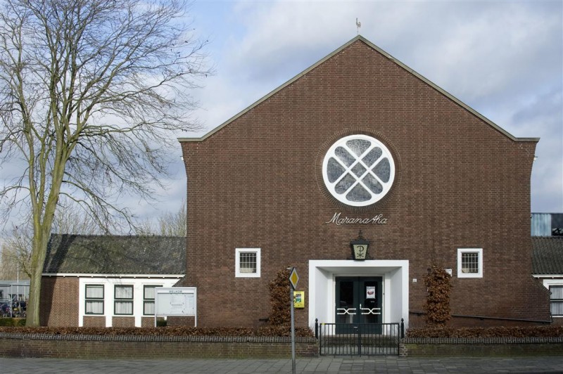 Tweede Emmastraat 60 hoek Poolmansweg Maranathakerk.jpg