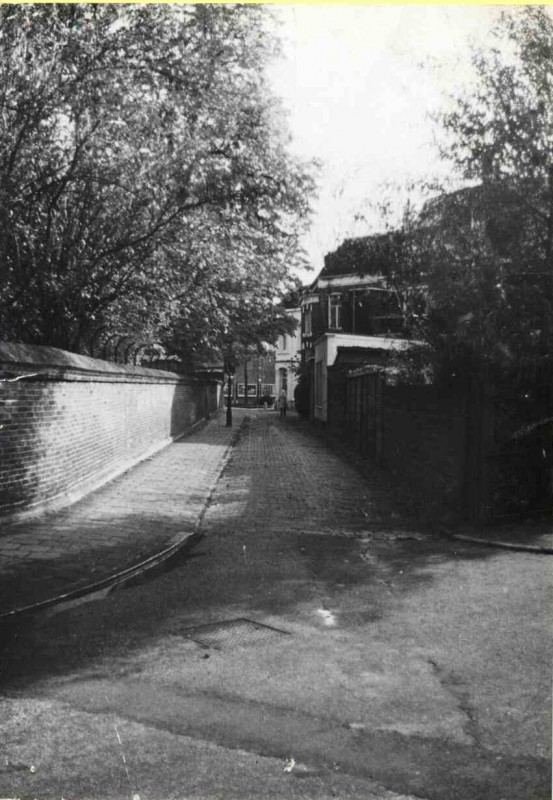 Brinkgaarden Vanaf Kloosterstraat richting Noorderhagen 1985.jpg