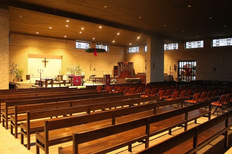 Het Leunenberg 588 Veririjzeniskerk interieur 13-12-2015.jpg