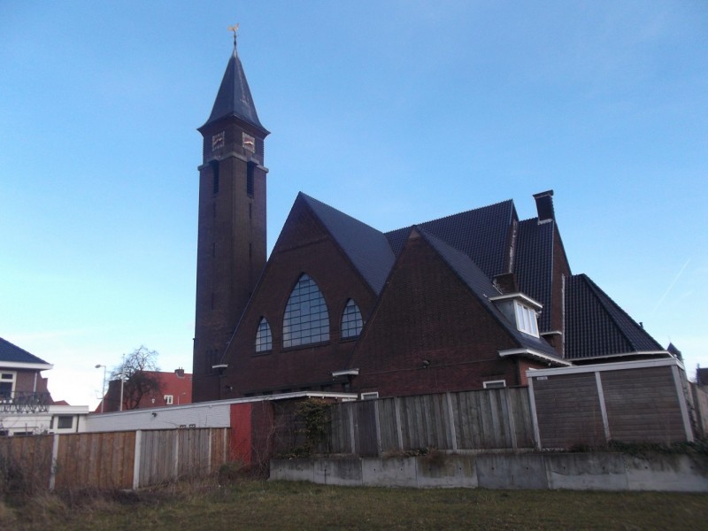 Lasondersingel 18 Geref. Noorderkerk vanaf de Deurningerstraat gezien.JPG