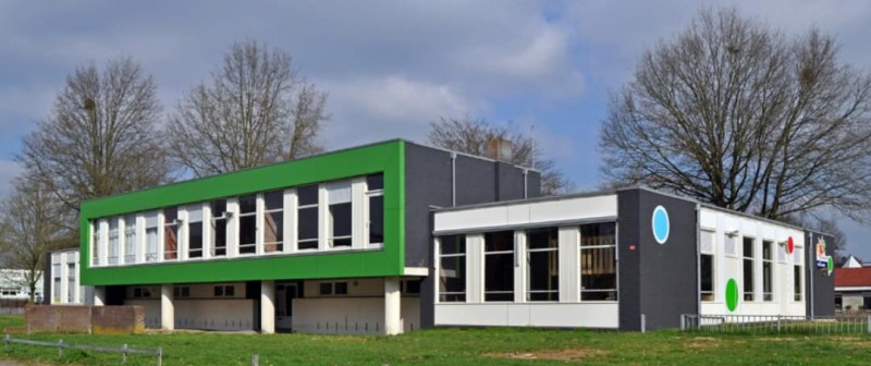 Zunabrink 10 R.K. Basisschool De Windroos vroeger locatie J.F. Kennedyschool..jpg