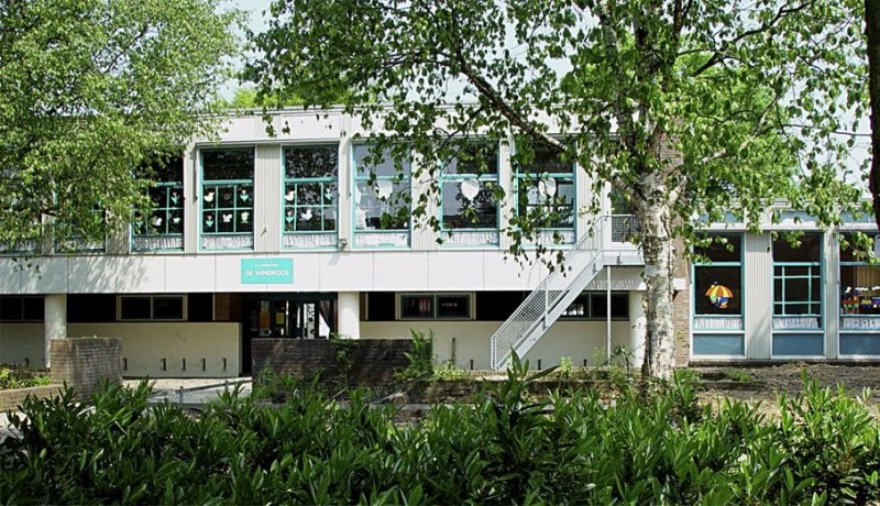 Zunabrink 10 R.K. Basisschool De Windroos vroeger locatie J.F. Kennedyschool.jpg