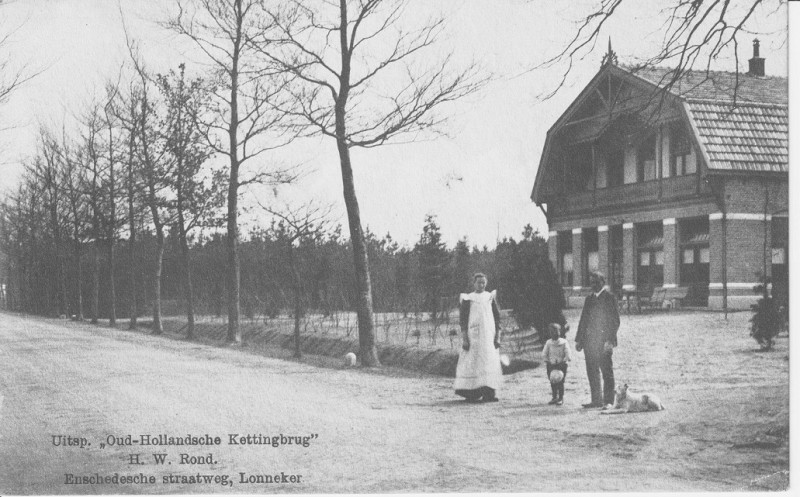 Hengelosestraat 782 voorbij vroeger Enschedesestraatweg Lonneker later Hengelo Uitspanning oud-Hollandsch Kettingbrug H. W. Rond. 1923.jpeg
