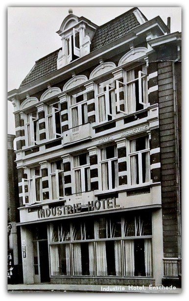 Haaksbergerstraat 4 Industrie Hotel 1960.jpg