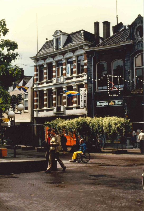 Haaksbergerstraat 4 (nu Korte Haaksbergerstraat) 6-9-1985 Industriehotel.jpg
