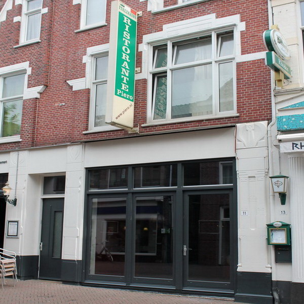 Korte Haaksbergerstraat 11 Italiaans restaurant Piero..jpg