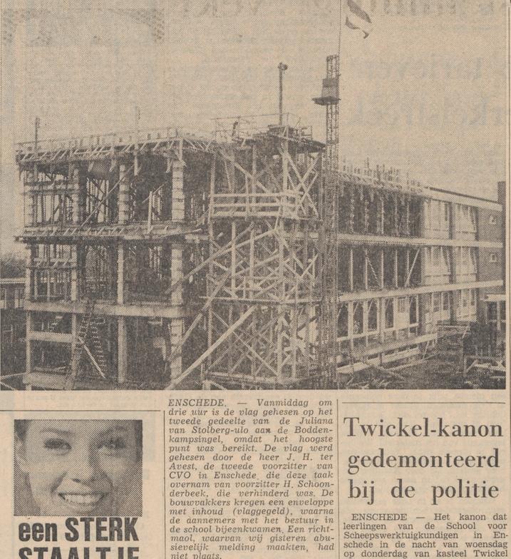 Boddenkampsingel Juliana van Stolberg ulo  krantenfoto Tubantia 20-11-1964.jpg