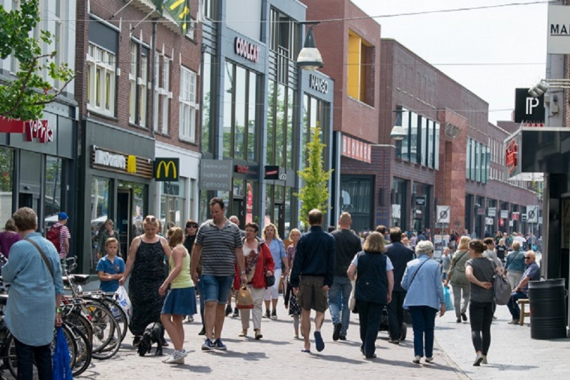 Kalanderstraat 15 Mc Donalds Coolcat Mango Blokker.jpg