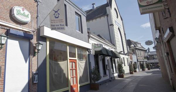 Stadsgravenstraat 55 Hamburger Bar vroeger cafetaria Schippers.jpg