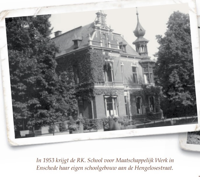 Hengelosestraat 98 vroeger villa van Heek  In 1953 ook locatie RK school voor Maatshappelijk werk.jpg