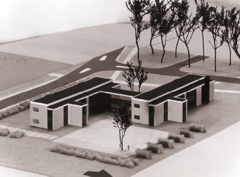 Deppenbroekstraat 4 Maquette van de Hermesschool voor lager economisch en administratief onderwijs (L.E.A.O).jpg